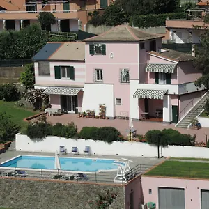 3* Bed & Breakfast Rosmarino