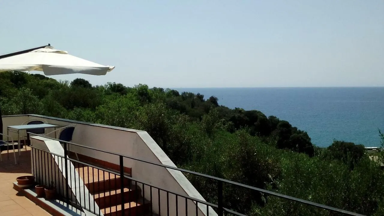Il Capriolo Bed and Breakfast Celle Ligure 0*,  Italië